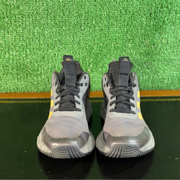 Adidas OWNTHEGAME Gray Black Gold GZ3381 Preschool Boys Size 2Y - Picture 2 of 6